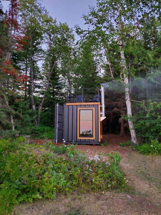 | Thomsonite Inn on Lake Superior