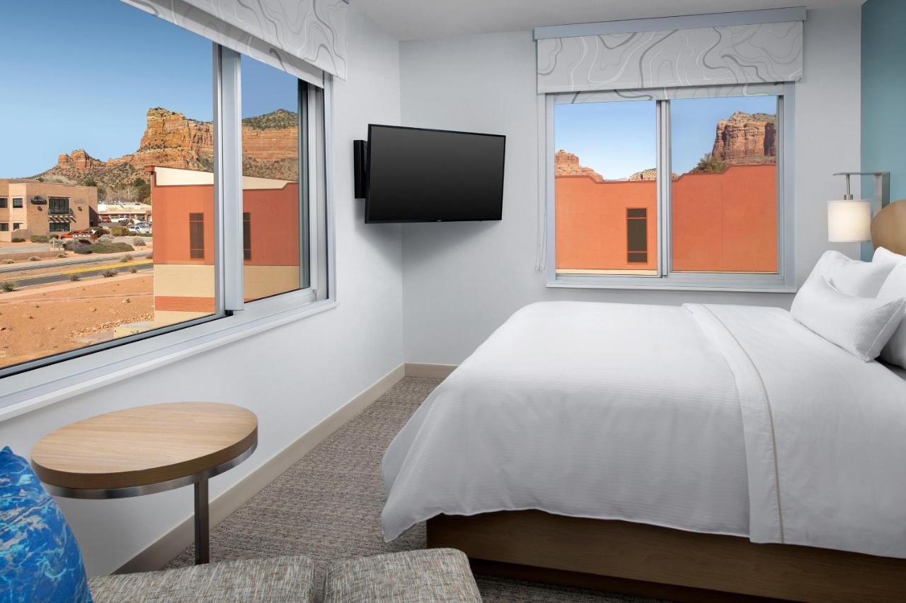 One-Bedroom King Suite with Sofa Bed at Element Sedona