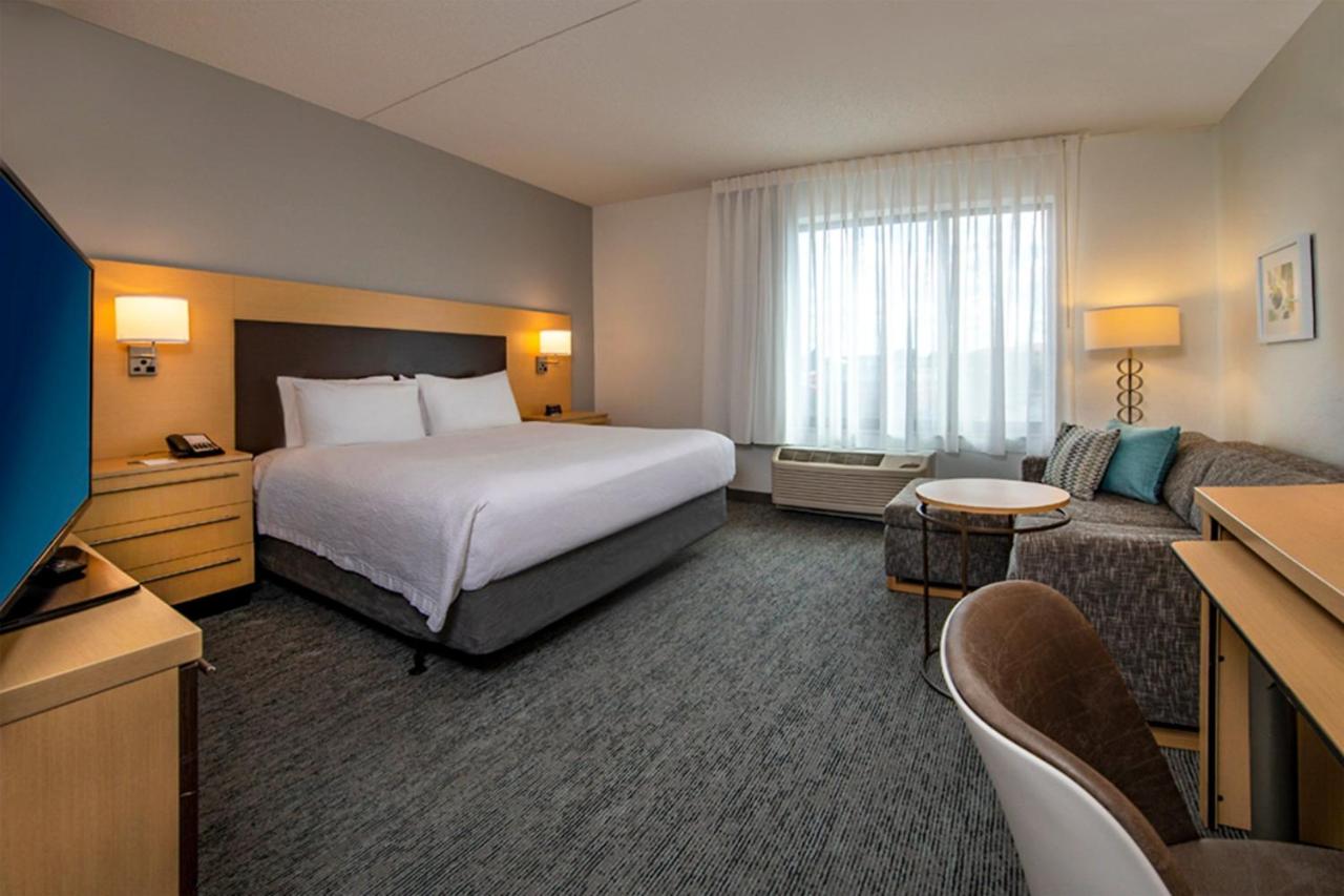 King Studio with Sofa Bed at TownePlace Suites by Marriott Frederick