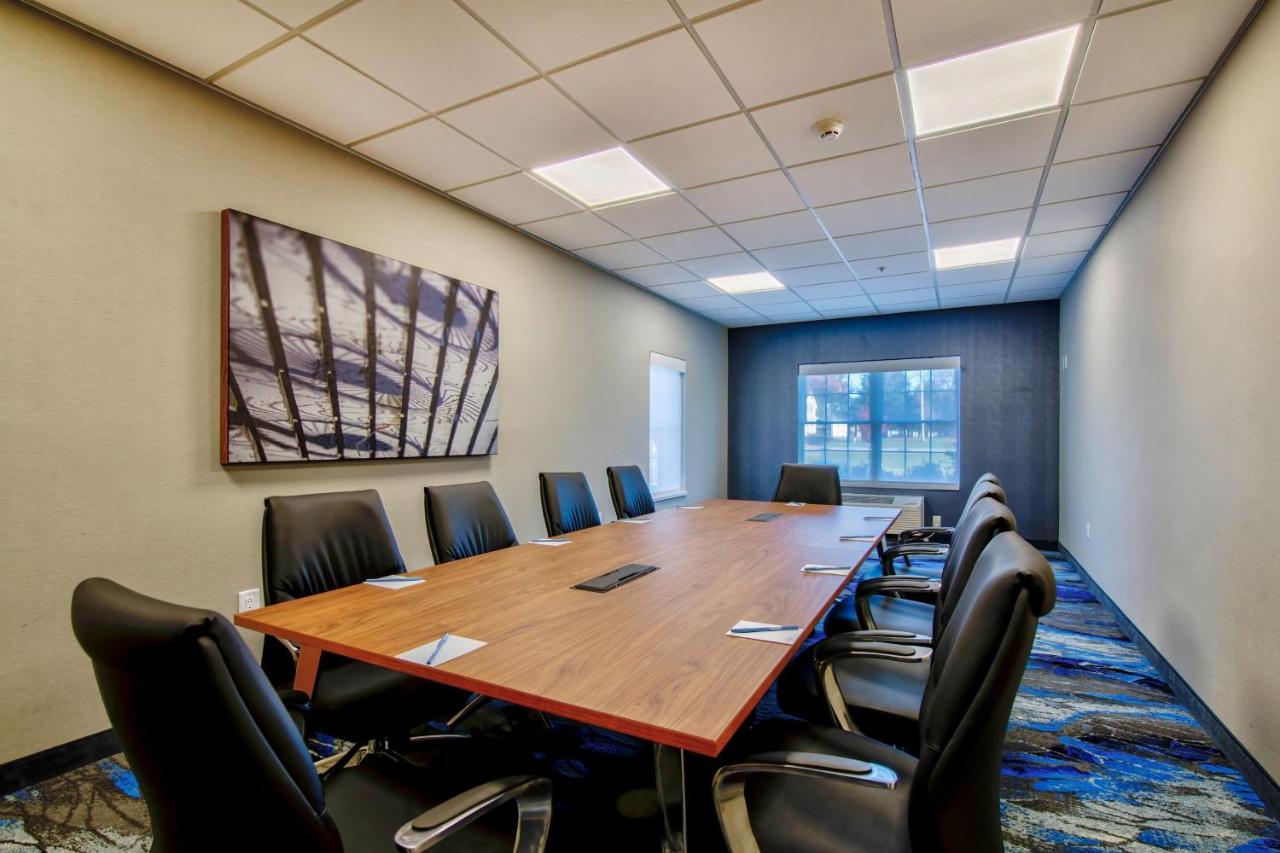 | Fairfield Inn & Suites by Marriott Cortland