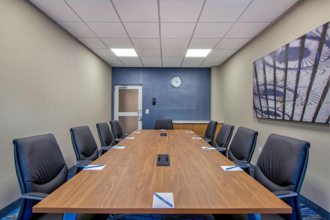 | Fairfield Inn & Suites by Marriott Cortland