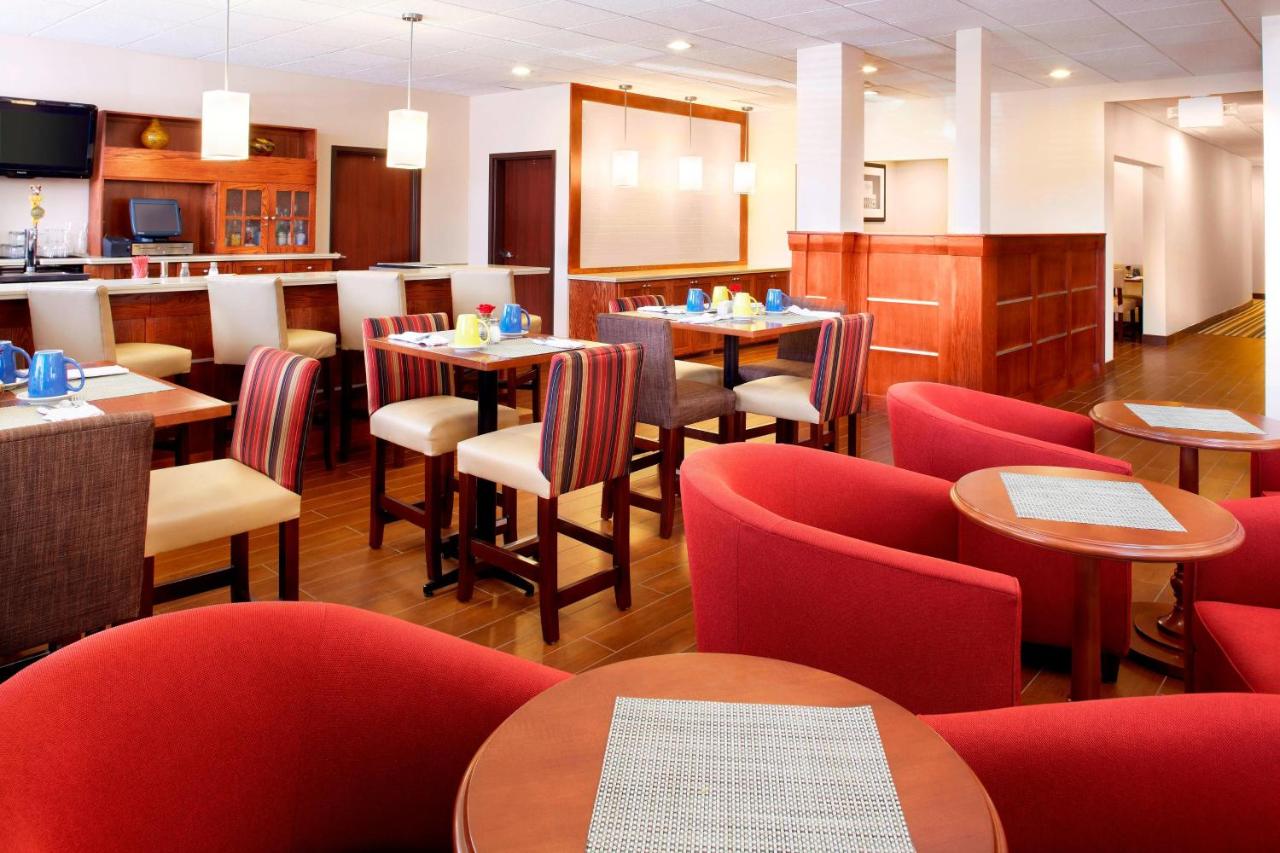  | Four Points by Sheraton Houston Hobby Airport