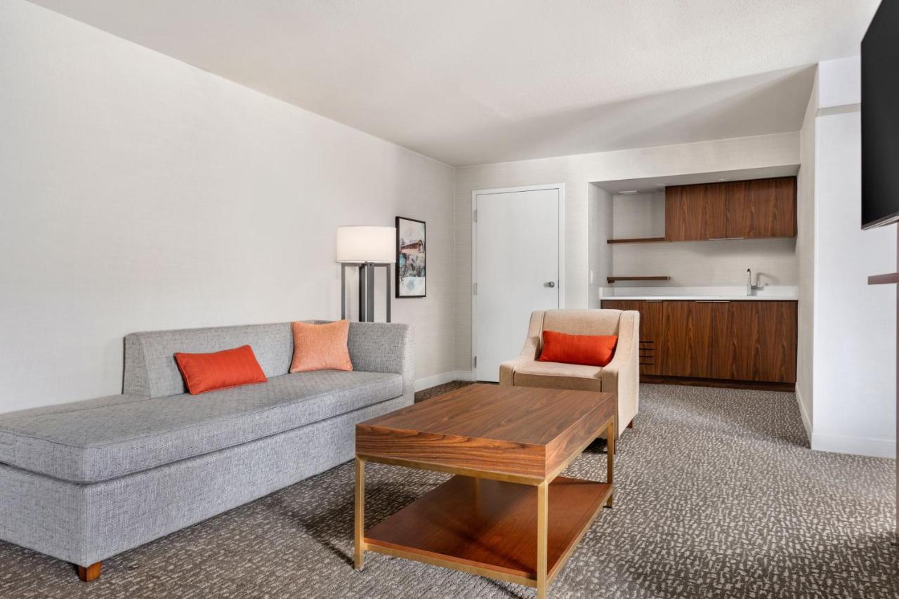 | Delta Hotels by Marriott Allentown Lehigh Valley