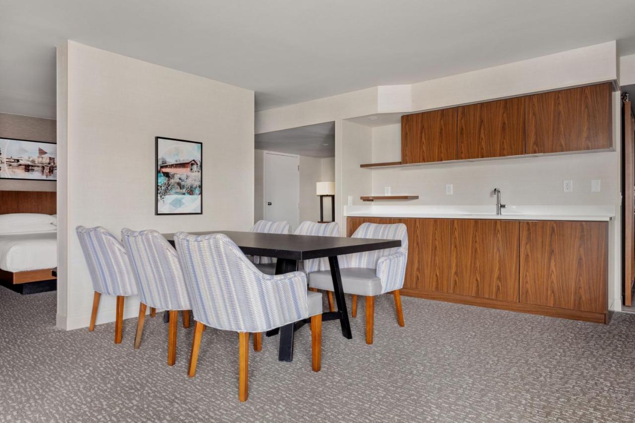 | Delta Hotels by Marriott Allentown Lehigh Valley