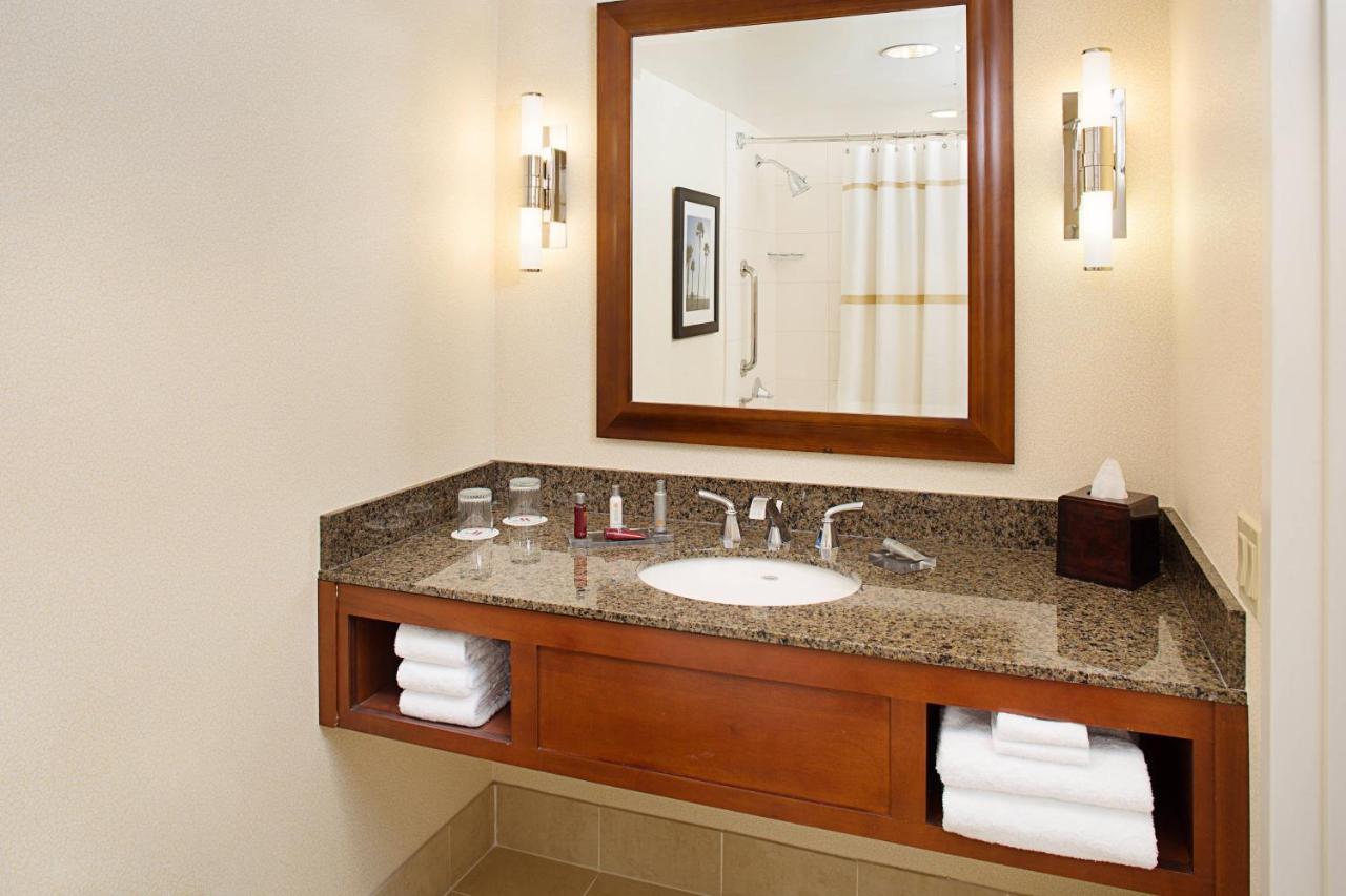  | Los Angeles Marriott Burbank Airport