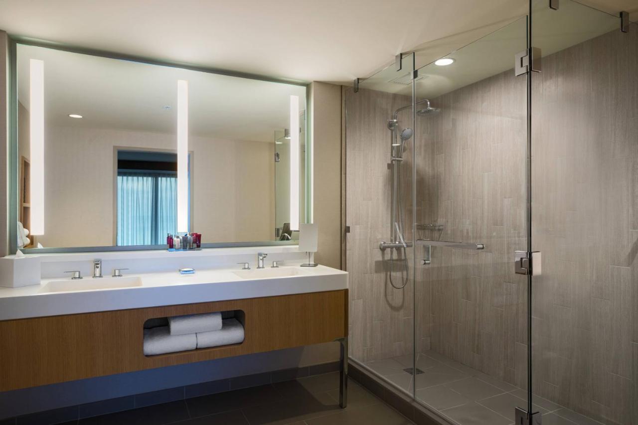 Hospitality Suite at Marriott Marquis Chicago