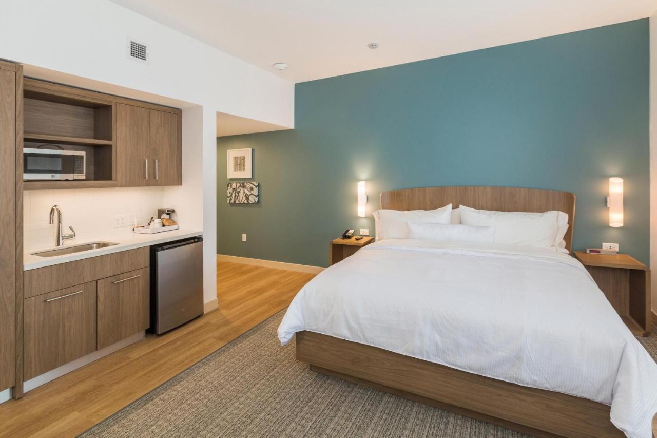 Guest Room, 1 King at Element by Marriott Denver International Airport