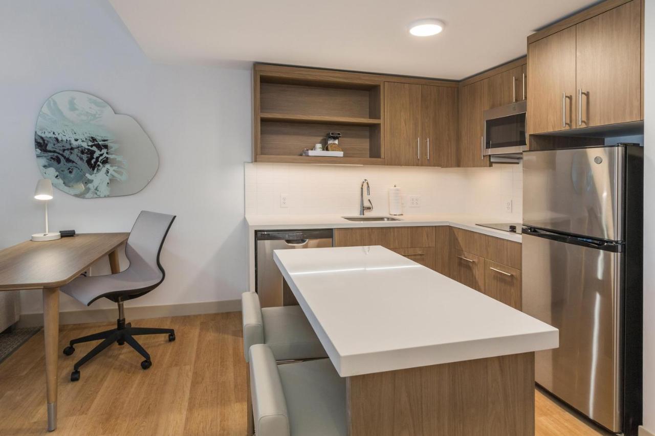 1 Bedroom Suite, 1 King, Sofa bed at Element by Marriott Denver International Airport