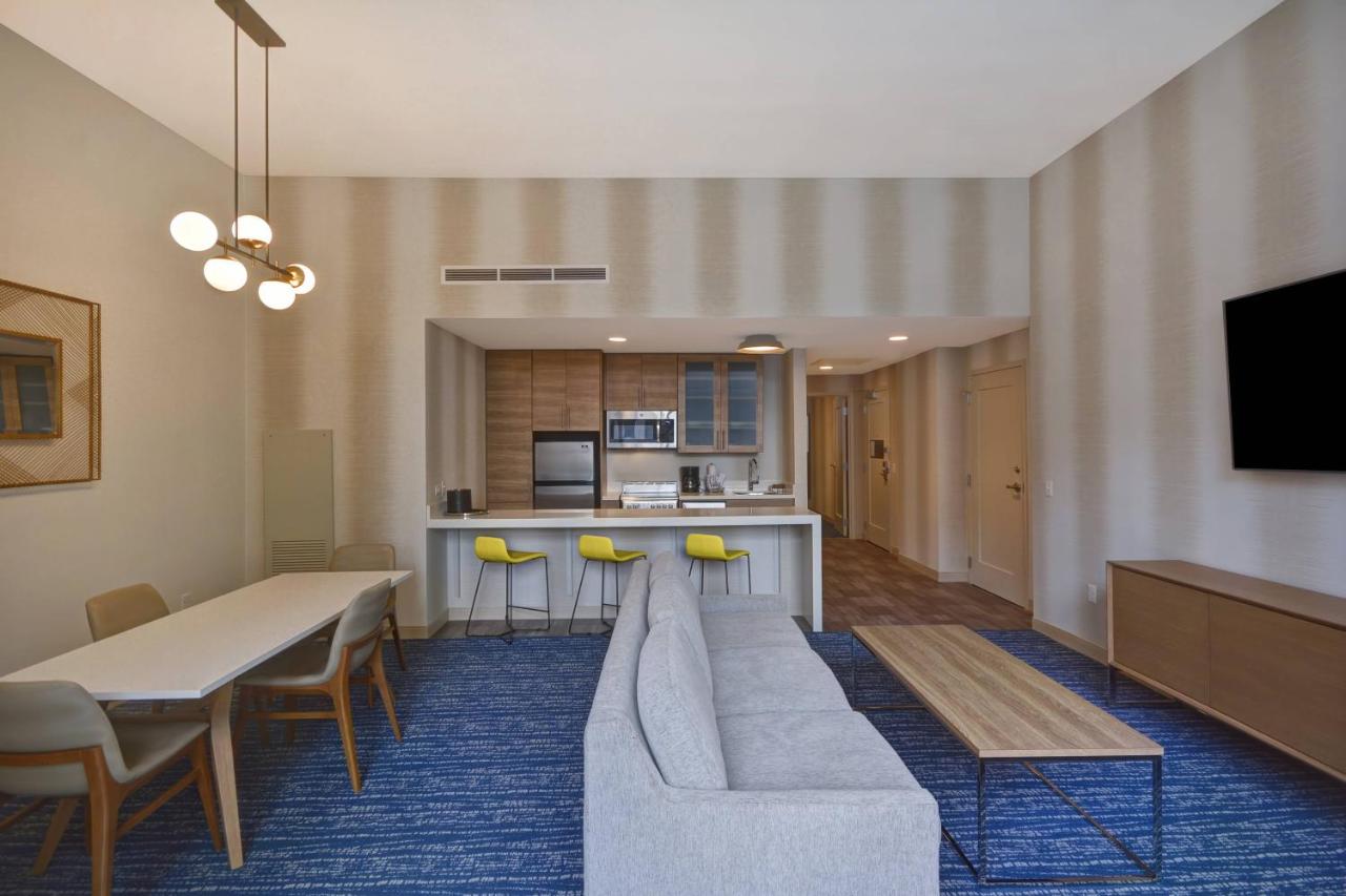 | Residence Inn by Marriott New Orleans French Quarter Area/Cen B