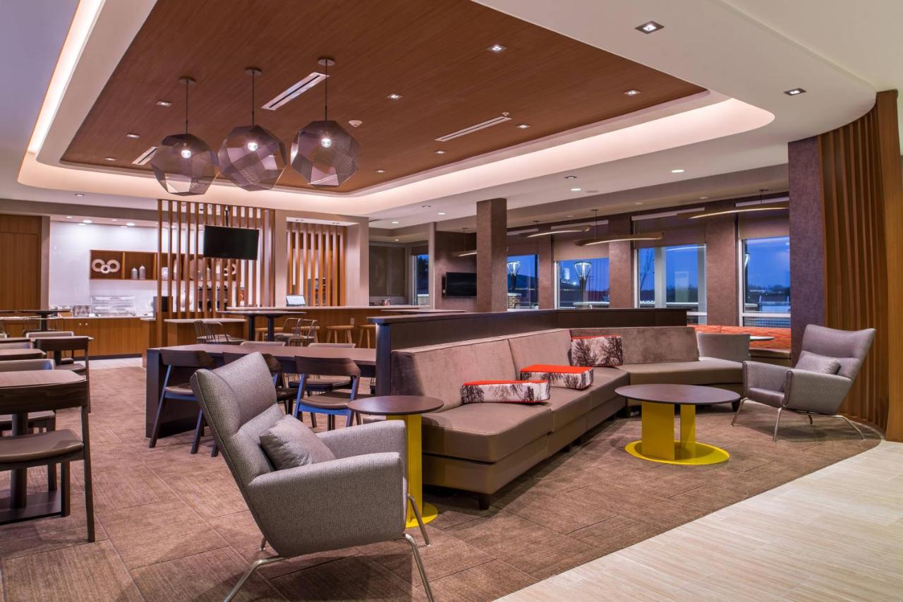 | SpringHill Suites by Marriott Greensboro Airport