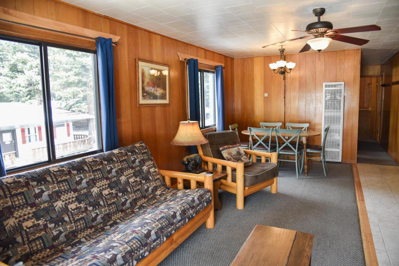 | Alpine Lodge Red River