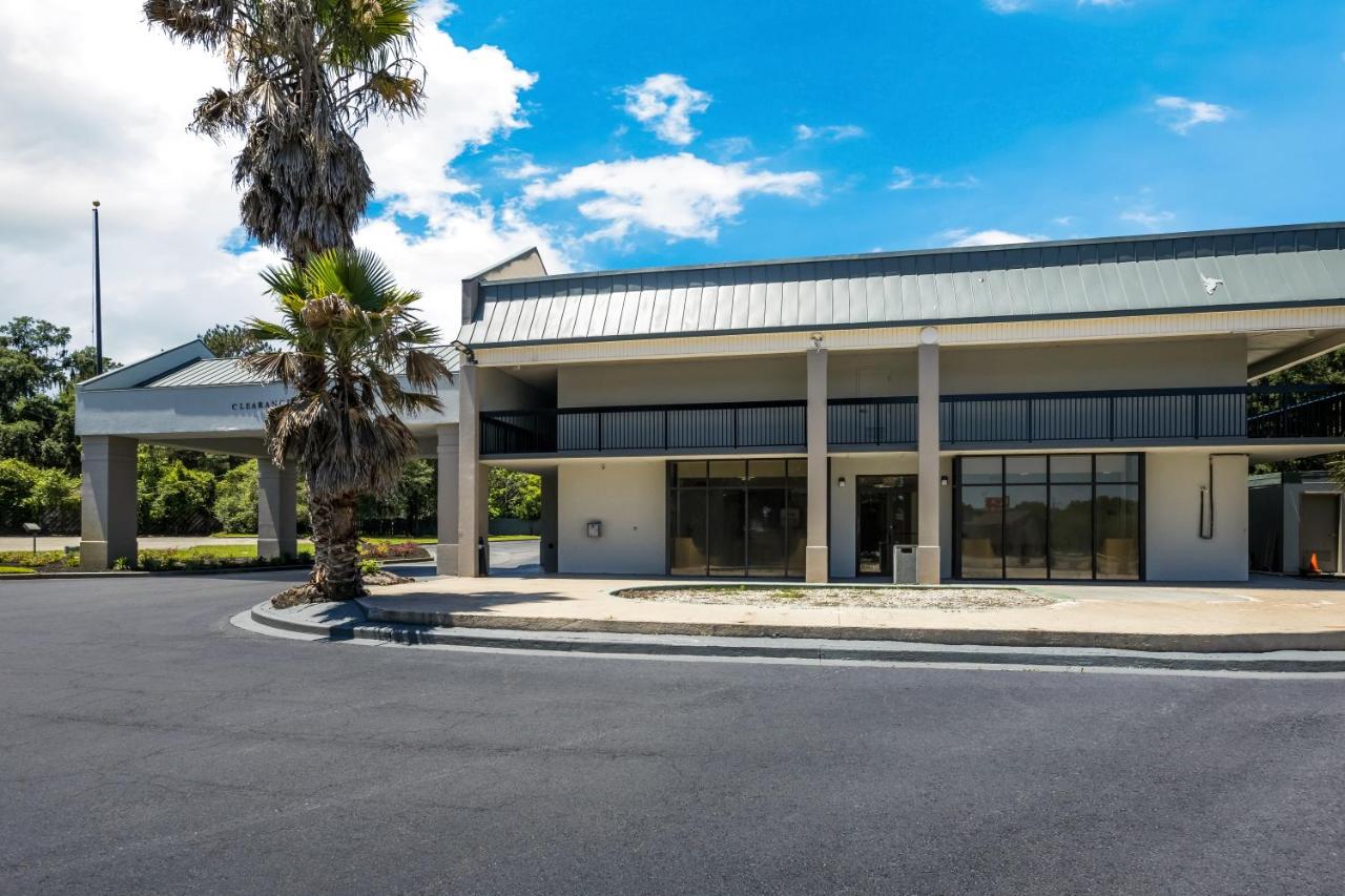  | OYO Hotel Hinesville Oglethorpe