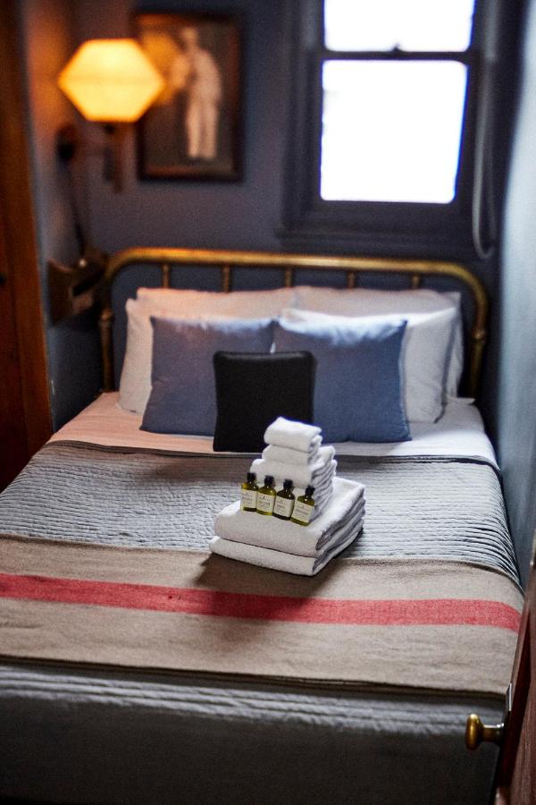 | Crew's Quarters Boarding House - Caters to Men