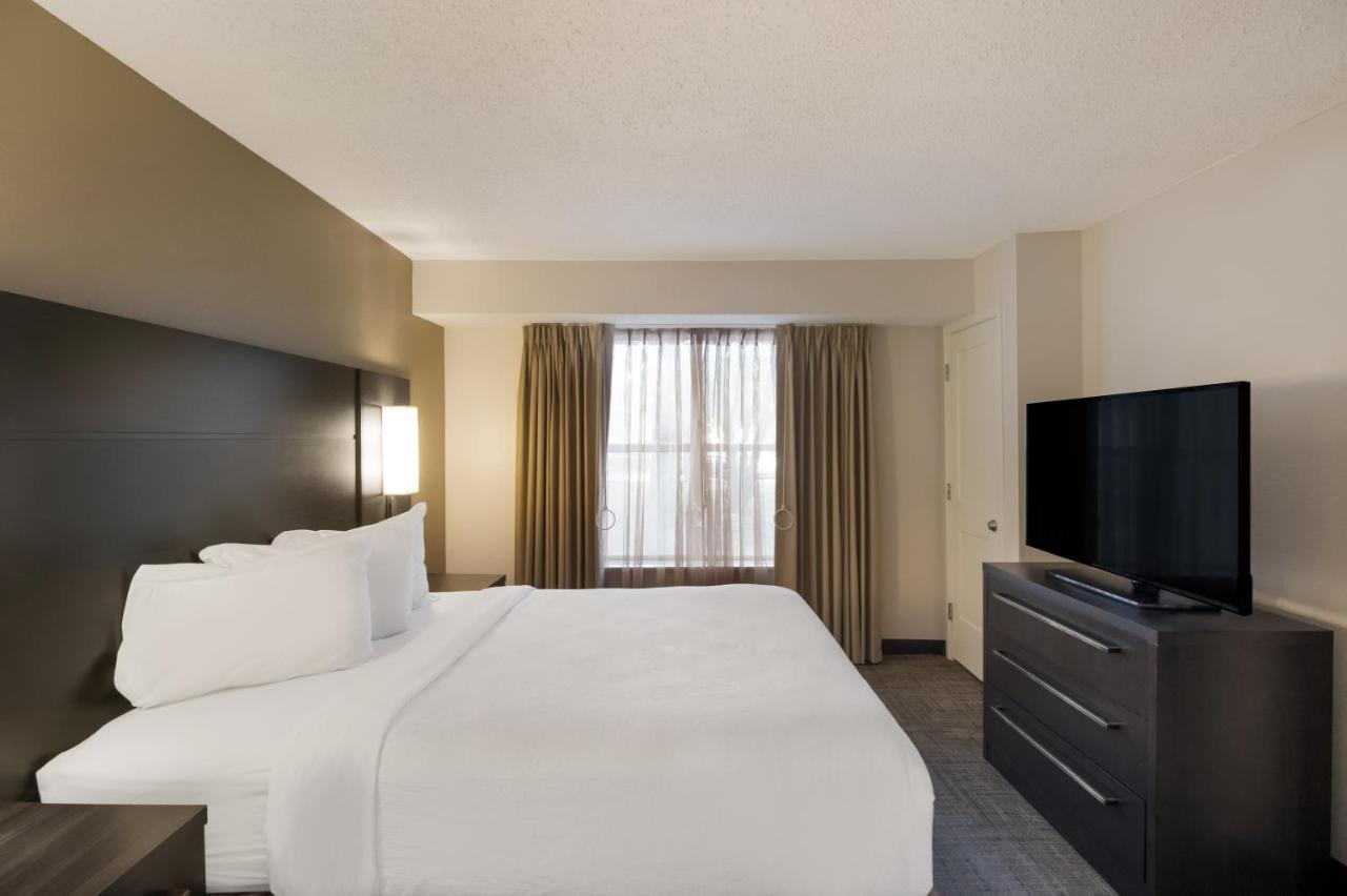 One Bedroom Suite Queen at Sonesta ES Suites Dallas Richardson