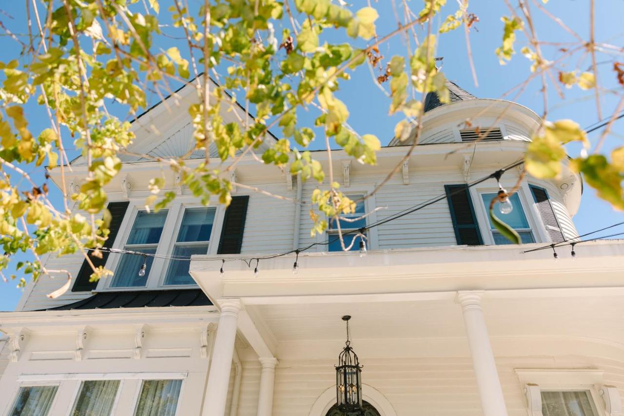  | Stanley House Inn