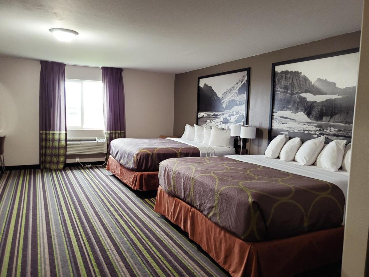 Queen Studio with Two Queen Beds - Non-Smoking at Super 8 by Wyndham Belgrade/Bozeman Airport