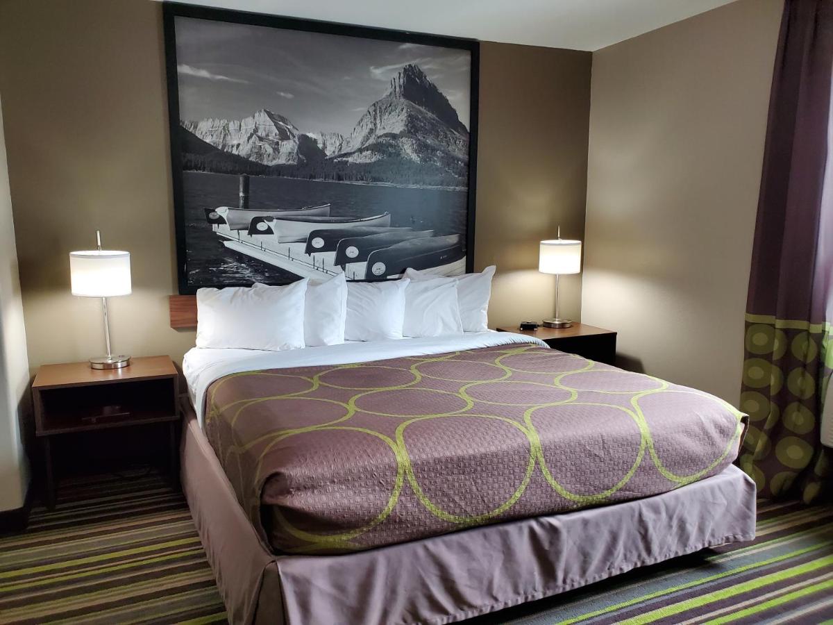 King Room - Non-Smoking at Super 8 by Wyndham Belgrade/Bozeman Airport
