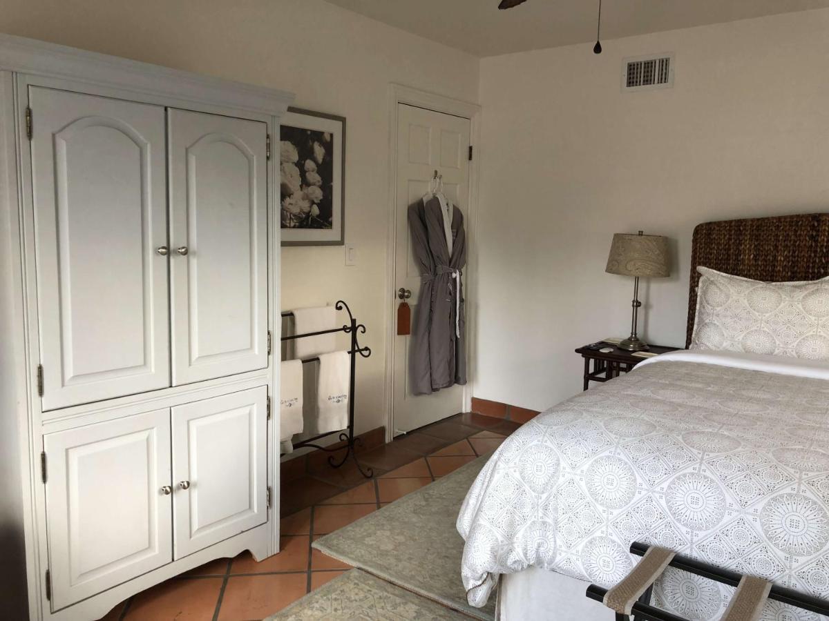| Kate Stanton Inn