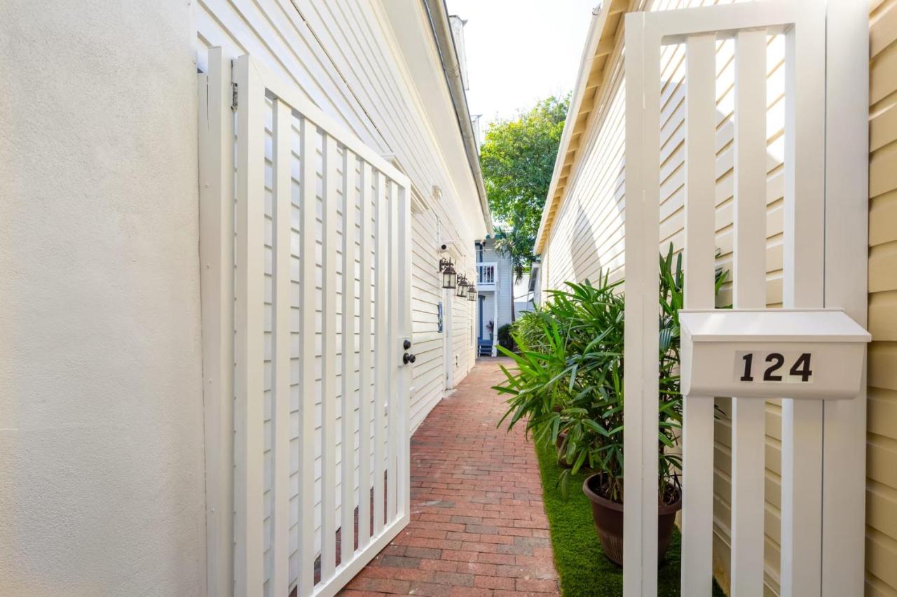  | NEW Custom House Inn - Right on Duval Street