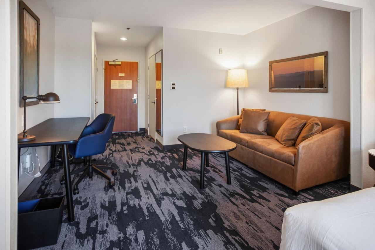 King Room at Fairfield Inn & Suites Rancho Cordova