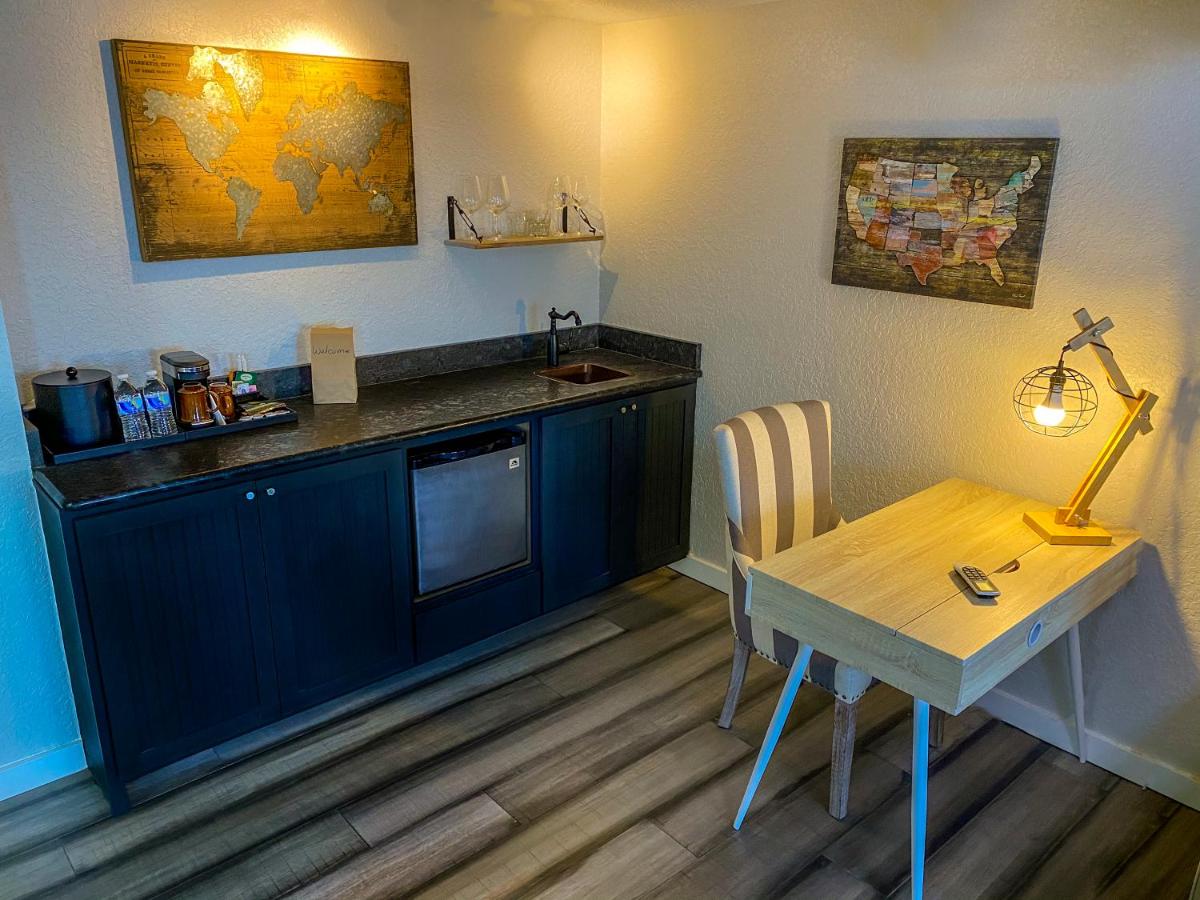 Superior Suite at Artisan Downtown