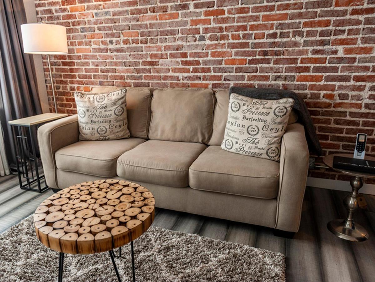 King Suite at Artisan Downtown