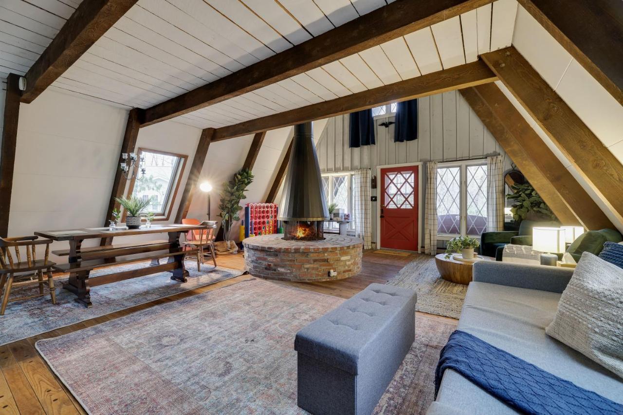 | A-Frame Cabin w Lakes Pools Fireplace Deck Grill