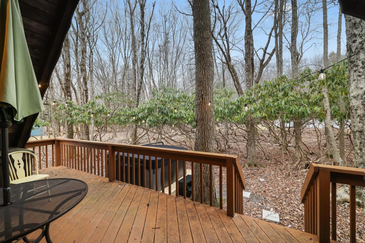 | A-Frame Cabin w Lakes Pools Fireplace Deck Grill
