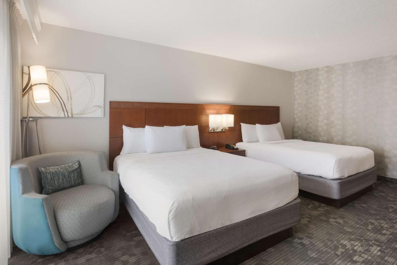 Deluxe Two Queens at Sonesta Select Atlanta Midtown Georgia Tech