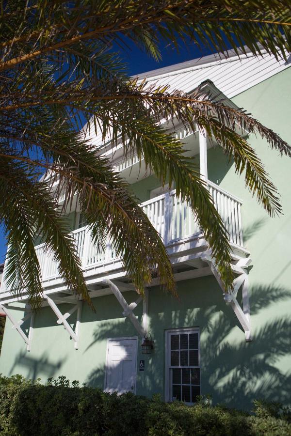  | Bella Bay Inn