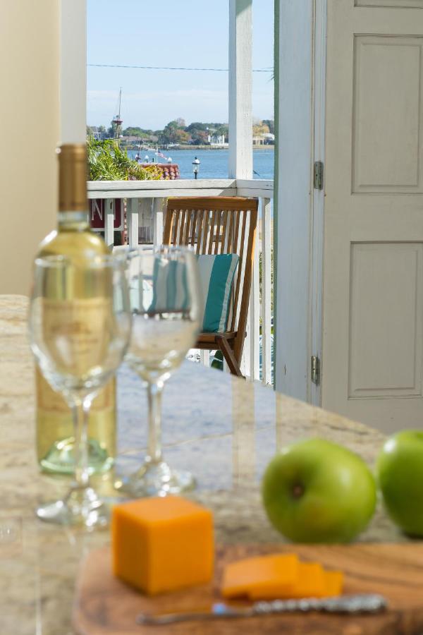  | Bella Bay Inn
