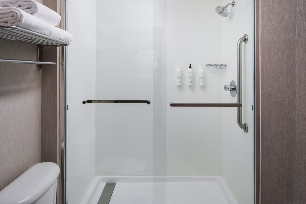 King Suite with Sofa Bed at SpringHill Suites by Marriott Edgewood/Aberdeen