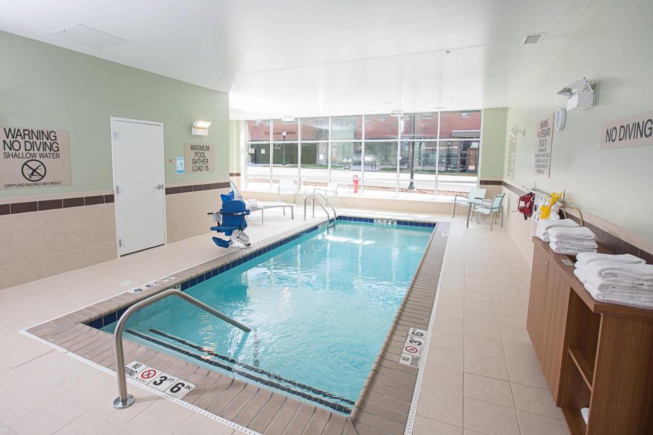| SpringHill Suites by Marriott Bloomington