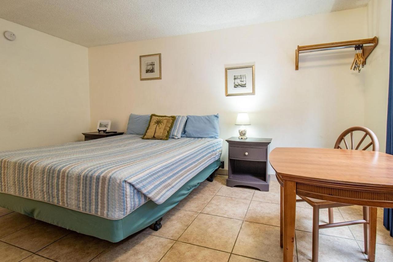  | Manitou Cog Lodge Inc dba Manitou Inn