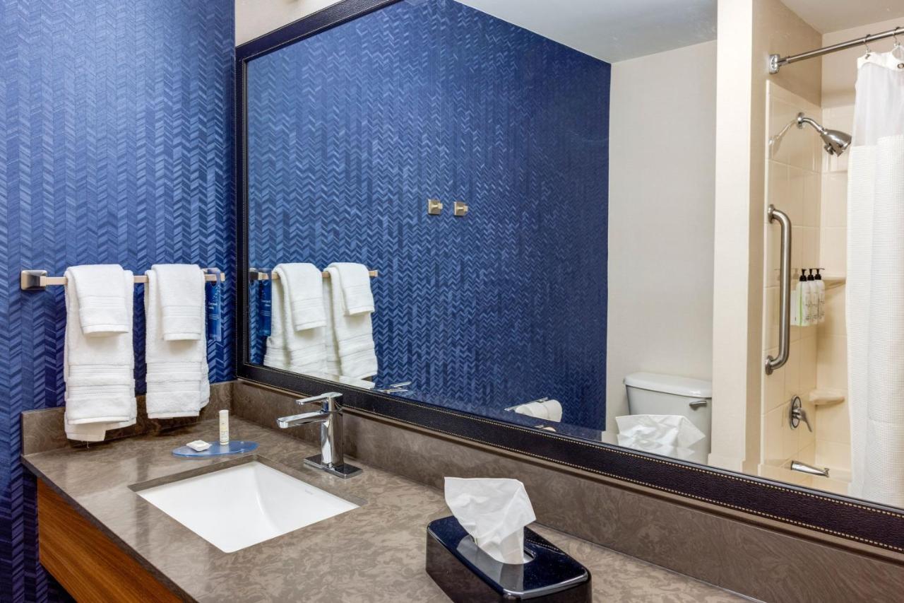 Queen Suite with Sofa Bed at Fairfield Inn & Suites by Marriott Edmond