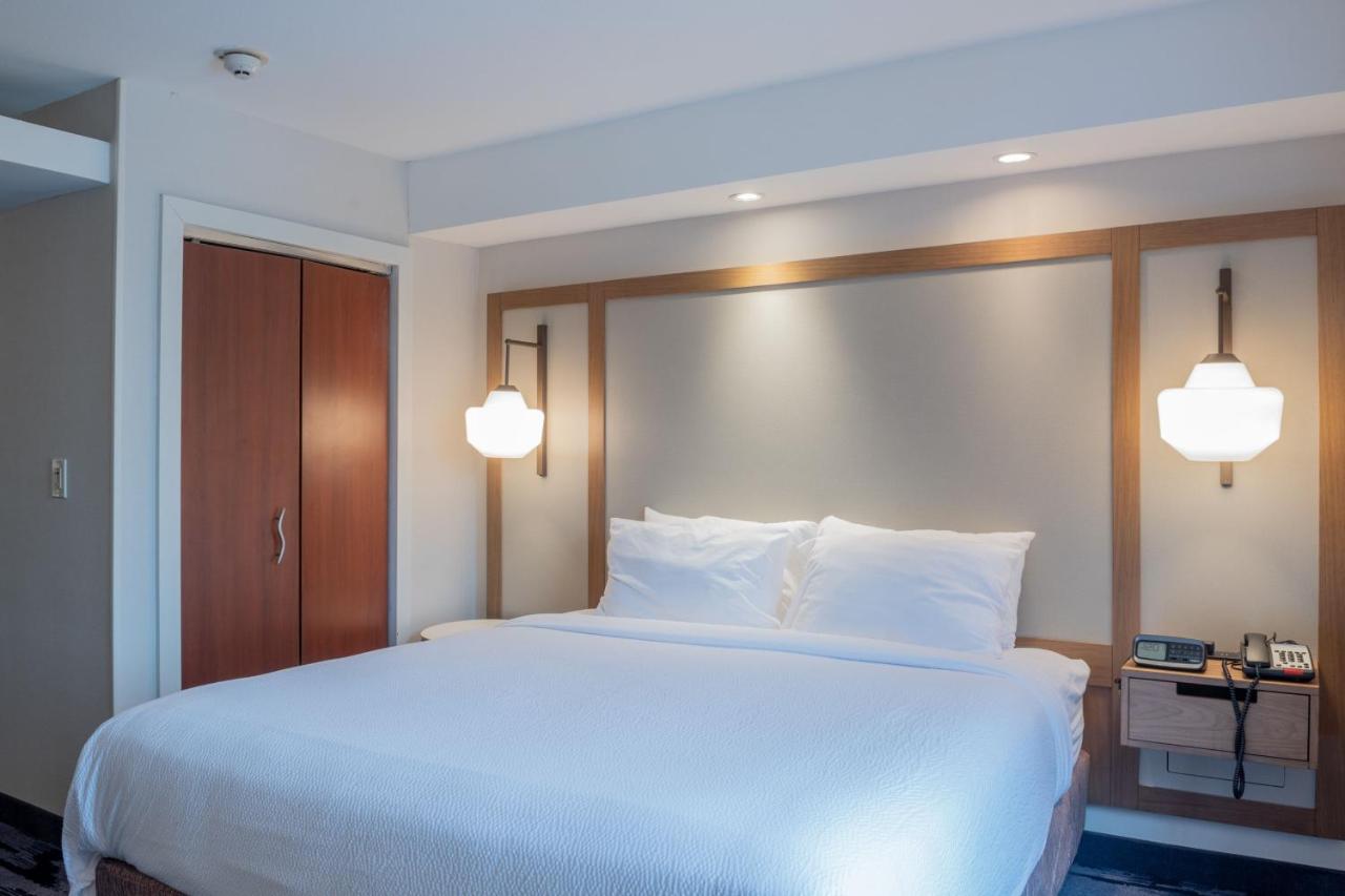 King Studio with Sofa Bed at Fairfield Inn and Suites by Marriott Denton