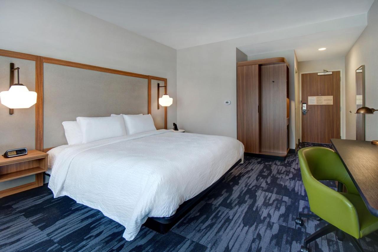 | Fairfield by Marriott Inn & Suites Rochester Hills