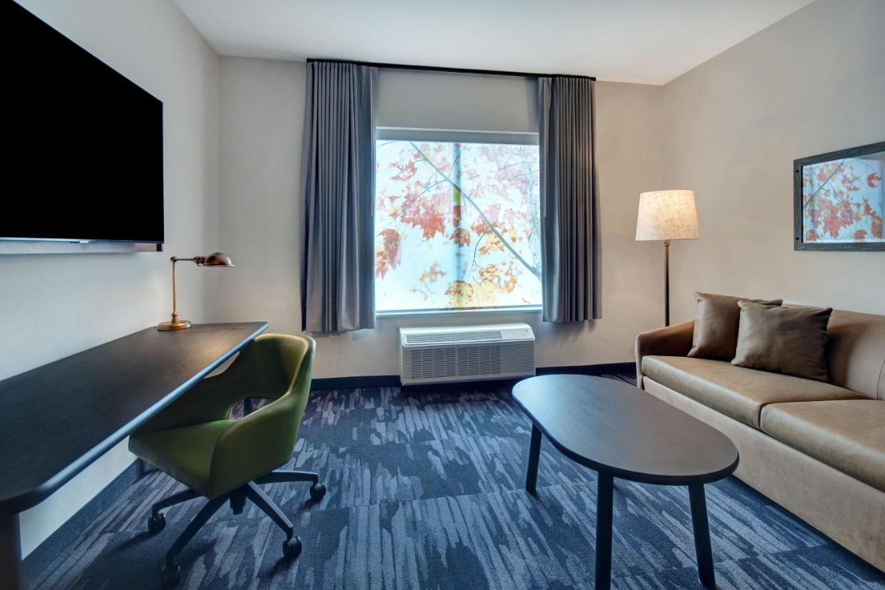 | Fairfield by Marriott Inn & Suites Rochester Hills