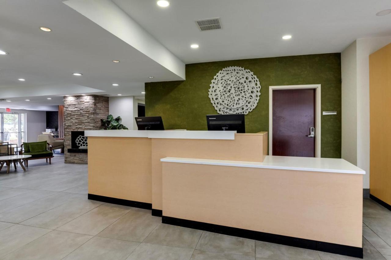 | Fairfield Inn by Marriott Las Colinas
