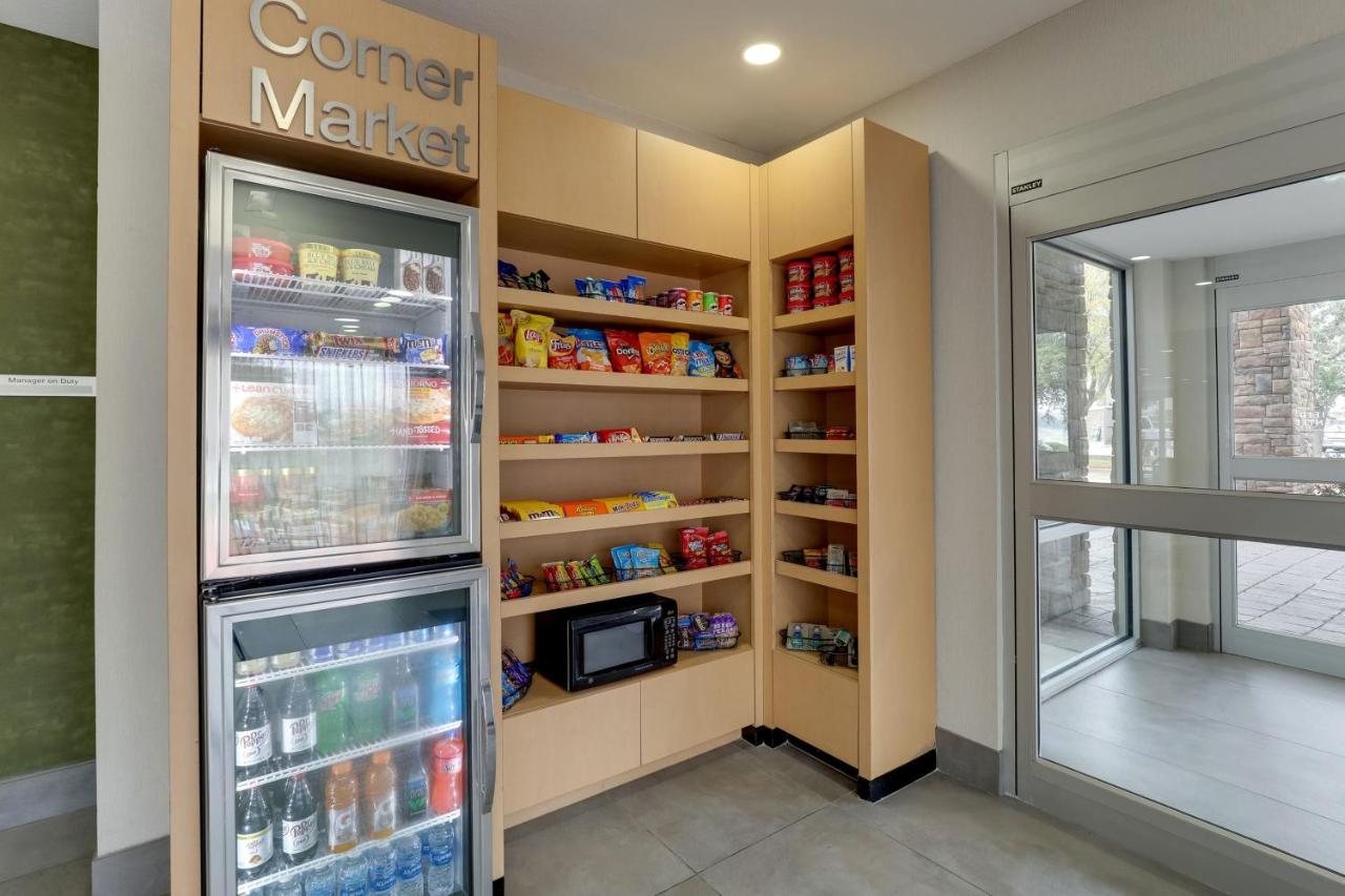 | Fairfield Inn by Marriott Las Colinas