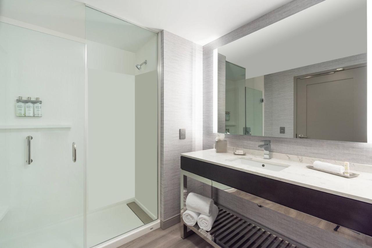 King Studio with Sofa Bed - Hearing Accessible at Residence Inn by Marriott Boston Waltham