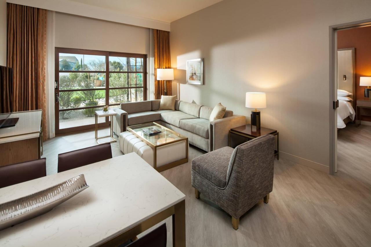 | Sheraton Redding Hotel at the Sundial Bridge