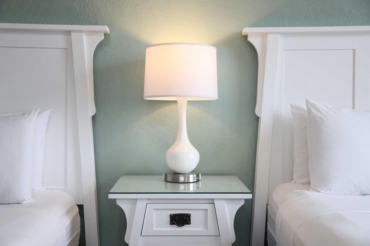  | Hotel Carmel Santa Monica