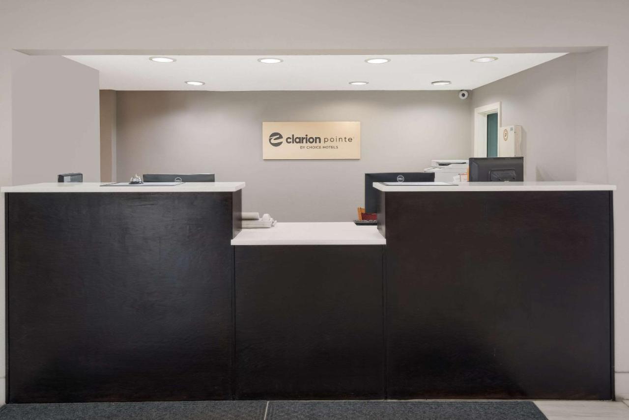 | Clarion Pointe Indianapolis Northeast