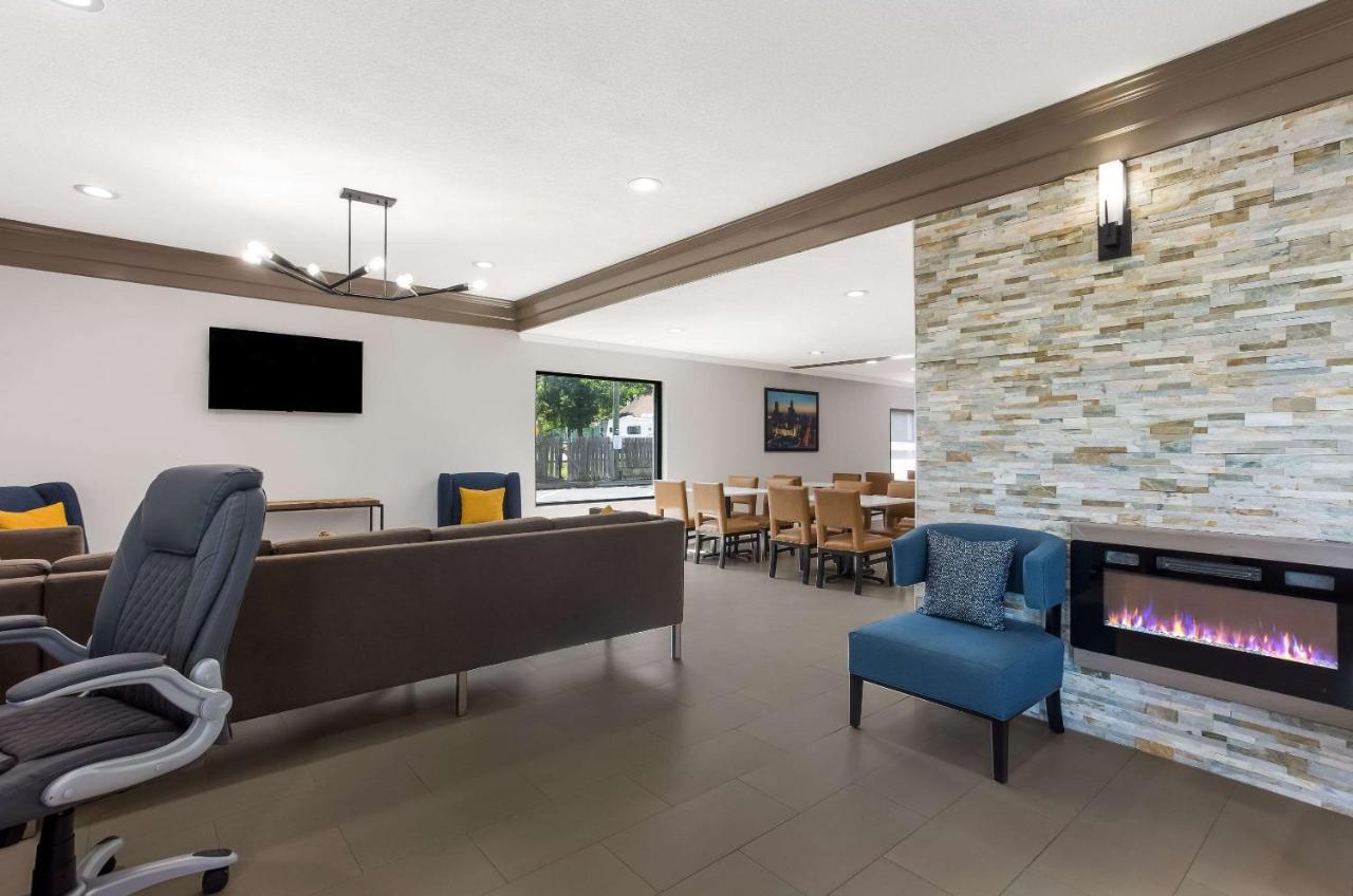  | SureStay Plus Hotel by Best Western South Bend Notre Dame