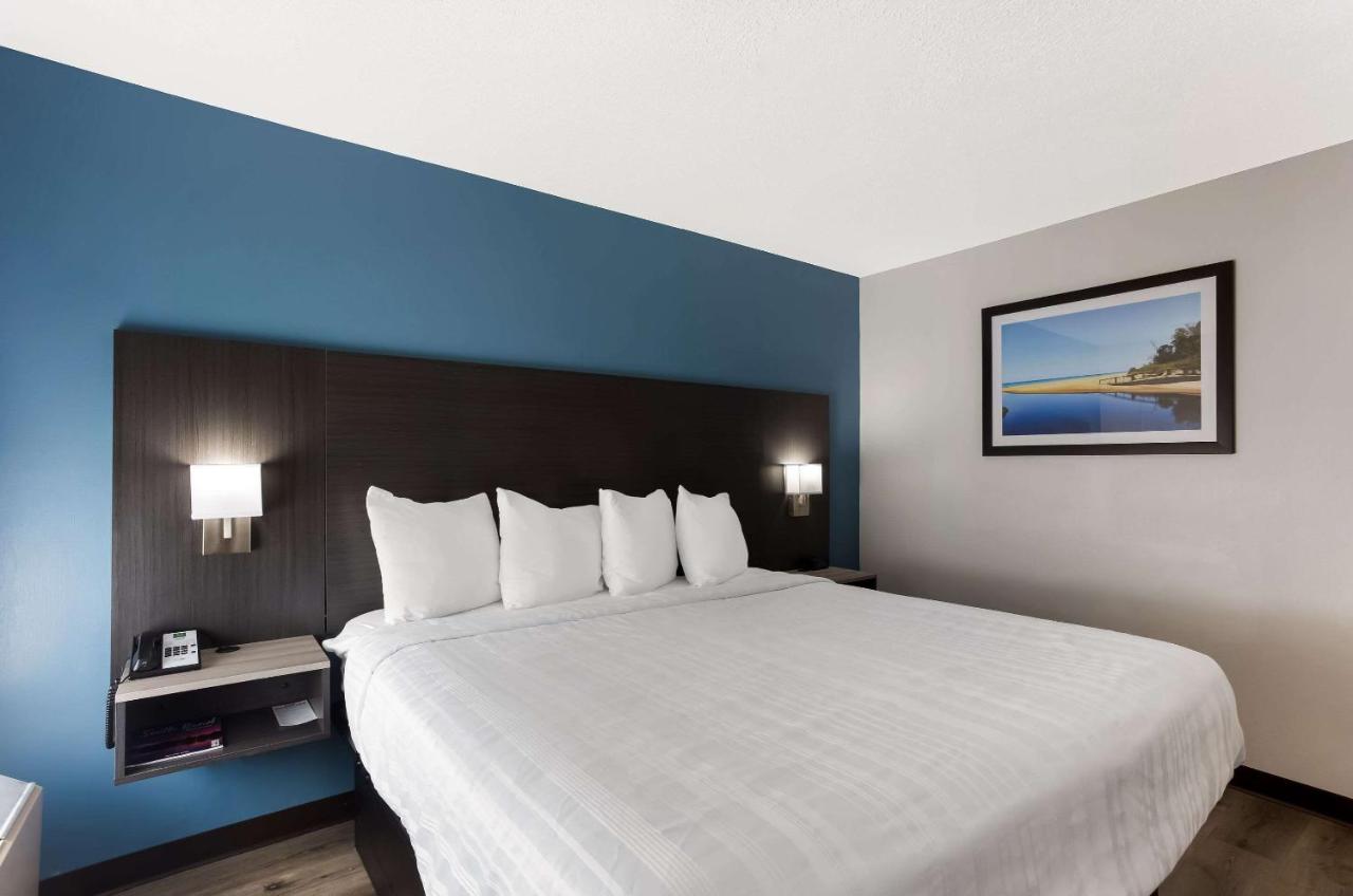  | SureStay Plus Hotel by Best Western South Bend Notre Dame