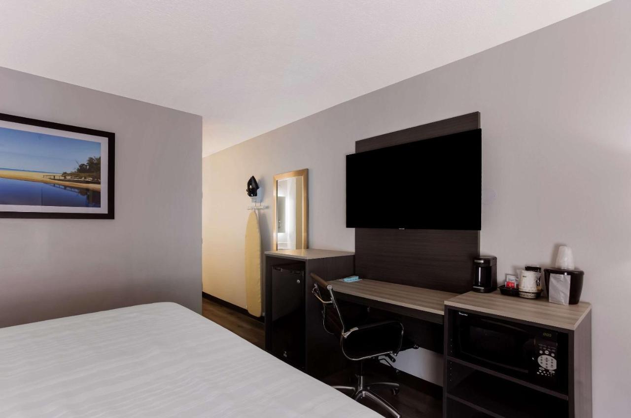  | SureStay Plus Hotel by Best Western South Bend Notre Dame