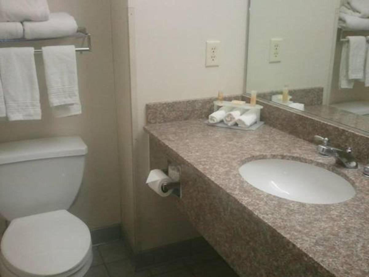 | Quality Inn & Suites Schoharie near Howe Caverns