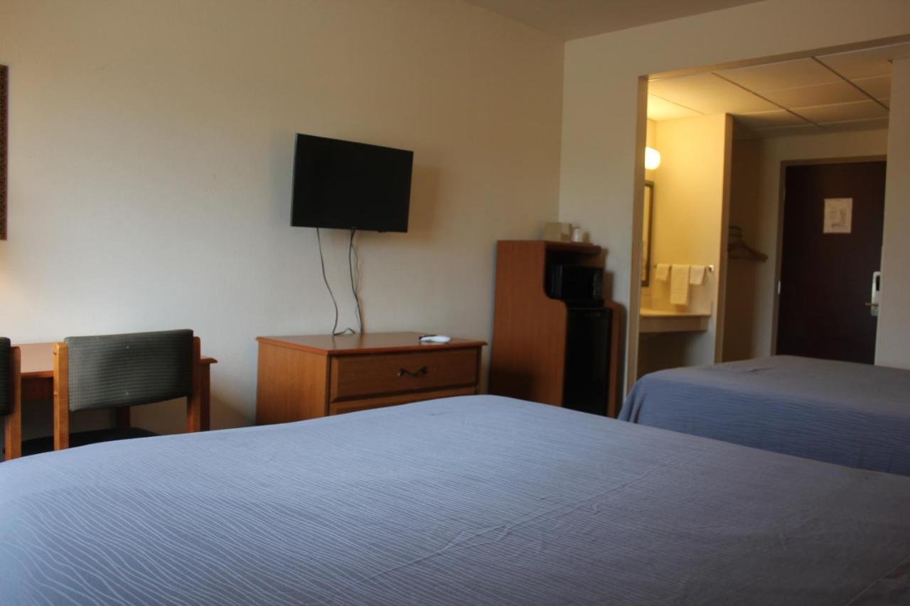 | Heritage Inn and Suites