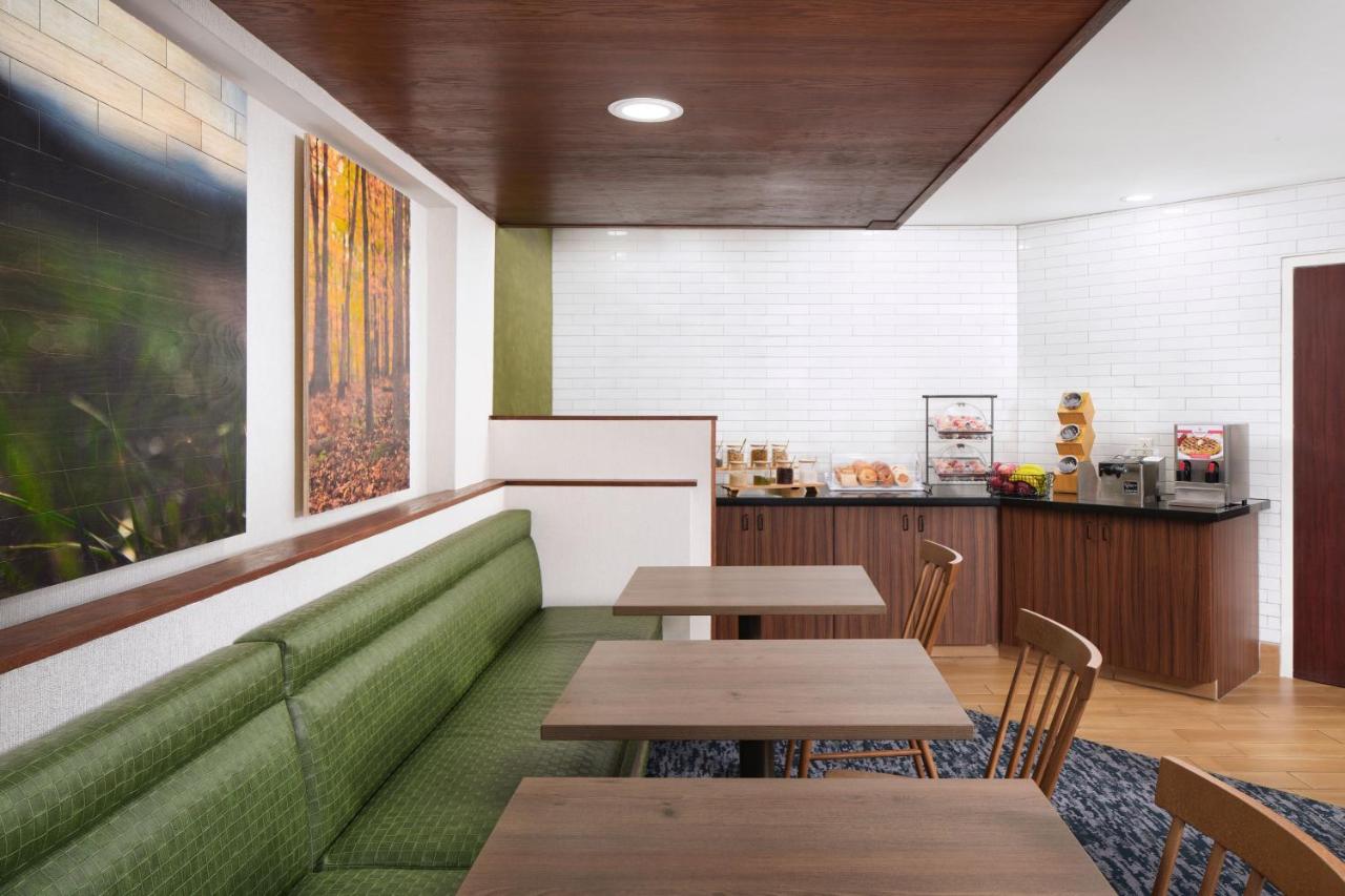 | Fairfield Inn & Suites by Marriott Jacksonville